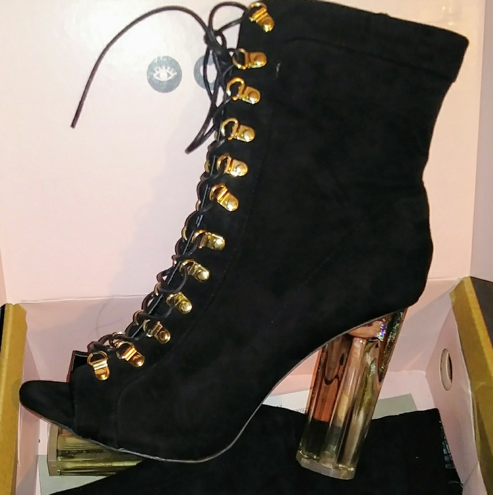 Booties *BRAND NEW*